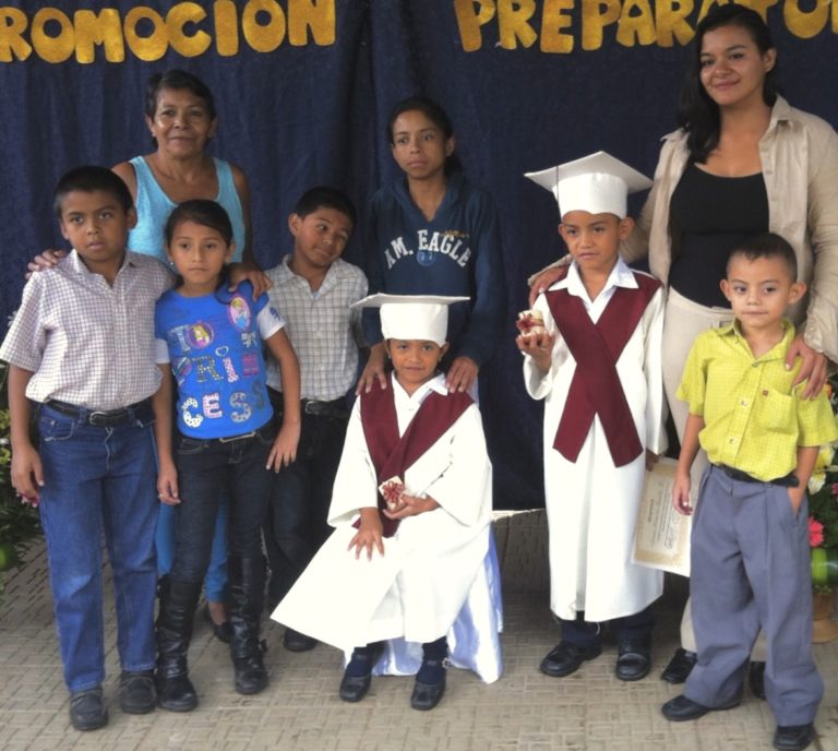 Sofia Graduates Preparatoria! – Ministerios Engadi